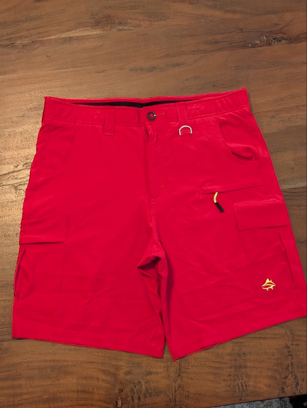 Loco Skailz Red Performance Fishing Cargo Shorts Men’s Size 36 NWOT